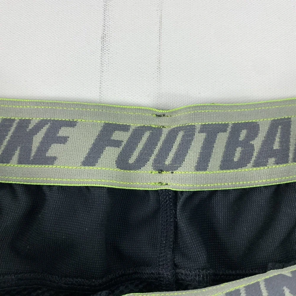 Nike Football Shorts Mens Medium Black Green Dri Fit Training NCAA Athletic